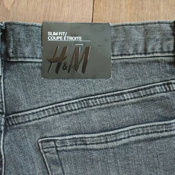 H&M High rise Stretch fabric Short Jeans size 30 Faded black - Picture 6 of 8